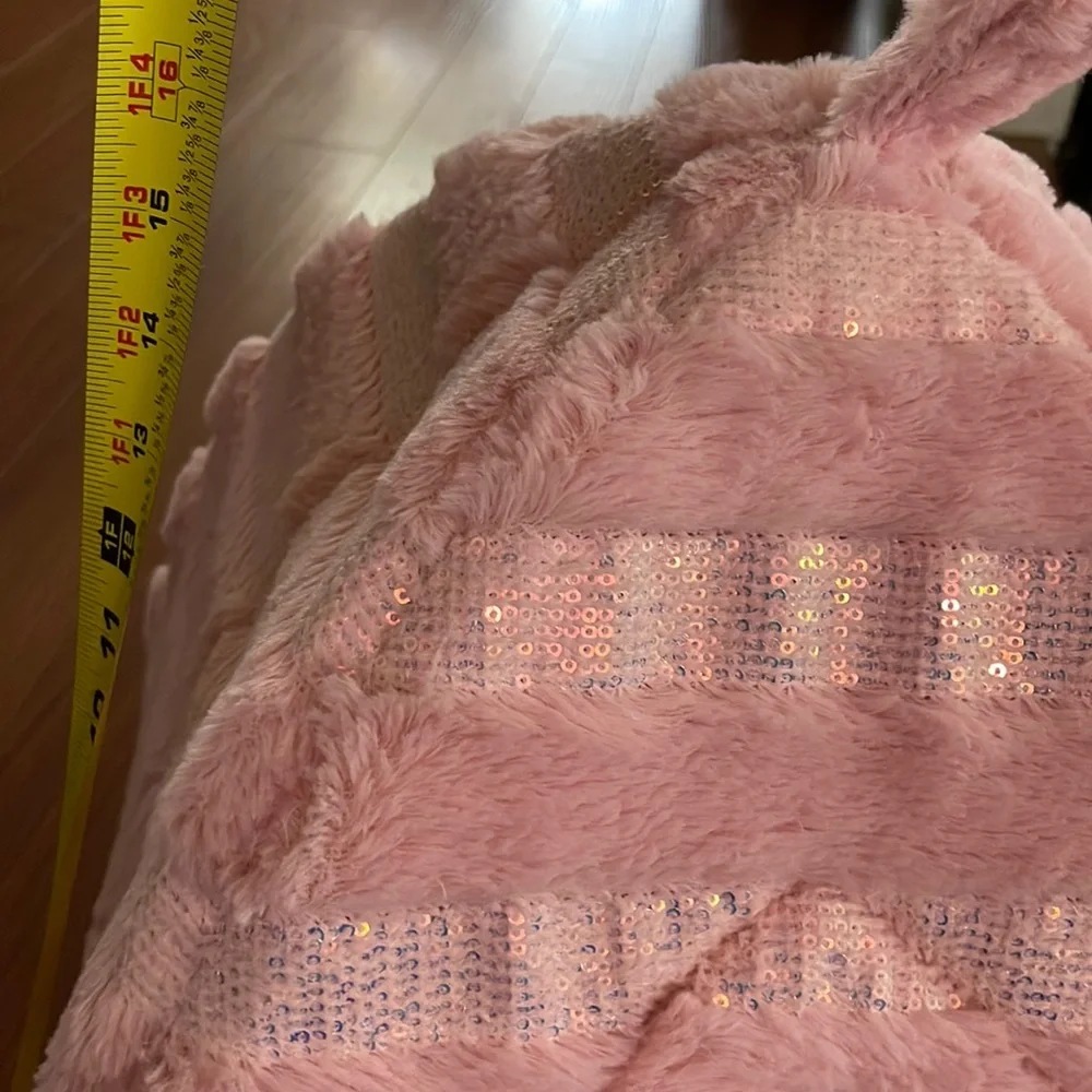 Coco Lane Couture Pet Bed - Pink